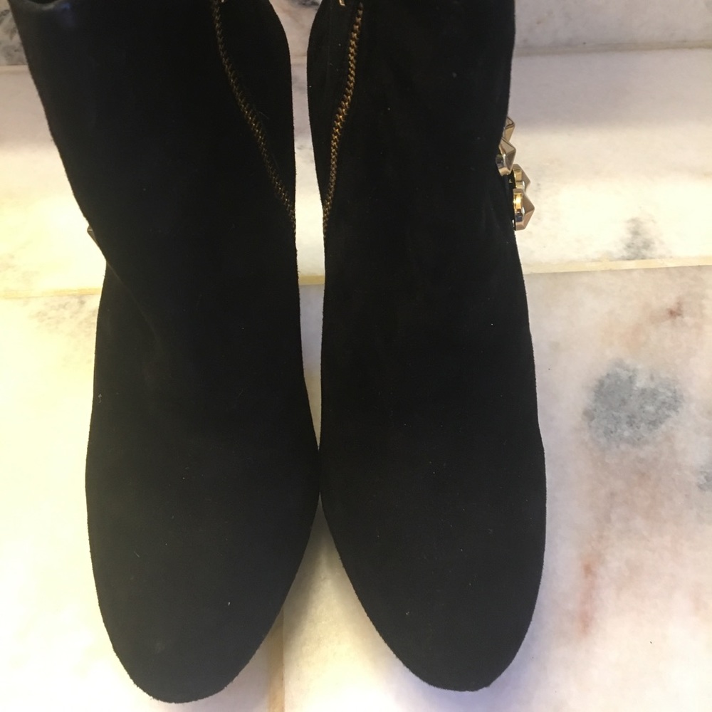 Vince camuto booties